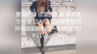  歌厅探花陈先生KTV点妹子，笑起来甜美颜值少女，唱唱歌摸摸奶子脱掉裤子