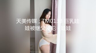 黑裙吊带少妇啪啪，沙发口交调情一番上位骑乘快速抽插猛操