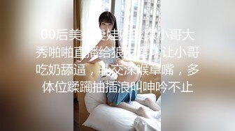  G奶肉感极品美女，吊带小背心多兜不住，无毛一线天肥穴，振动棒猛捅自慰，高潮流出白浆