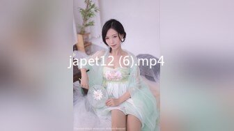 ❤175CM美腿御姐，黑丝高跟鞋，跪在椅子后入美臀，矮个男抱起来操，征服小骚货，搞的舒服了