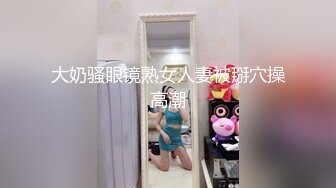 酒店前台美女服务员