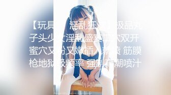 最新精品大片！XIUREN秀人网高人气90后嫩模小美女Lala突破极限宾馆3P上下洞齐开怀旧风格