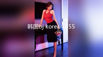   Hotel偷拍 稀缺未流出 绿叶投影 饥渴女友衣服没脱完就骑上J8开操 身材不错 一小时操两炮