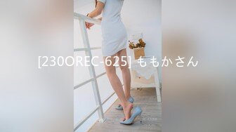 国产麻豆AV 猫爪影像 MMZ012 傲娇的女主播 寻小小