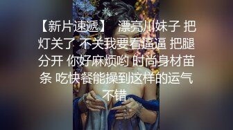 露脸激情3P极品熟女人妻，很刺激