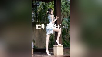 【新片速遞】  黑丝漂亮美眉 还没等人家脱衣服 就被哥哥扛着腿忙不迭的插入了 也不戴个套套弄的妹妹好紧张 不过好舒服